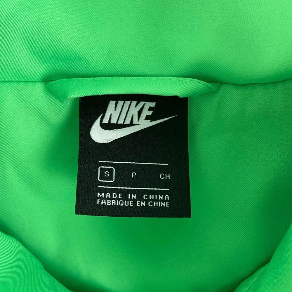 Nike Faux Fur Oversized Swoosh Jacket Womens S Green Black Full Zip Plush Fleece